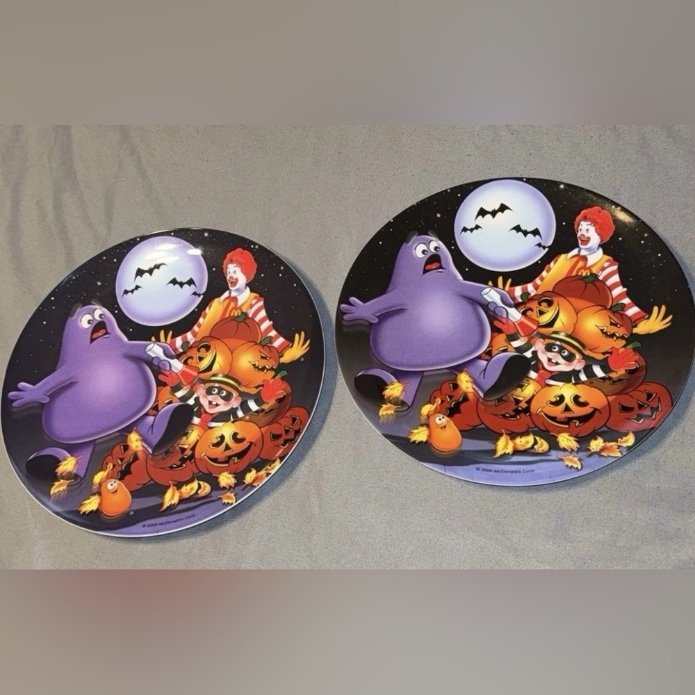 Vintage 2000 McDonald’s Halloween Plates Melamine Plate Grimace & Hamburglar (2)